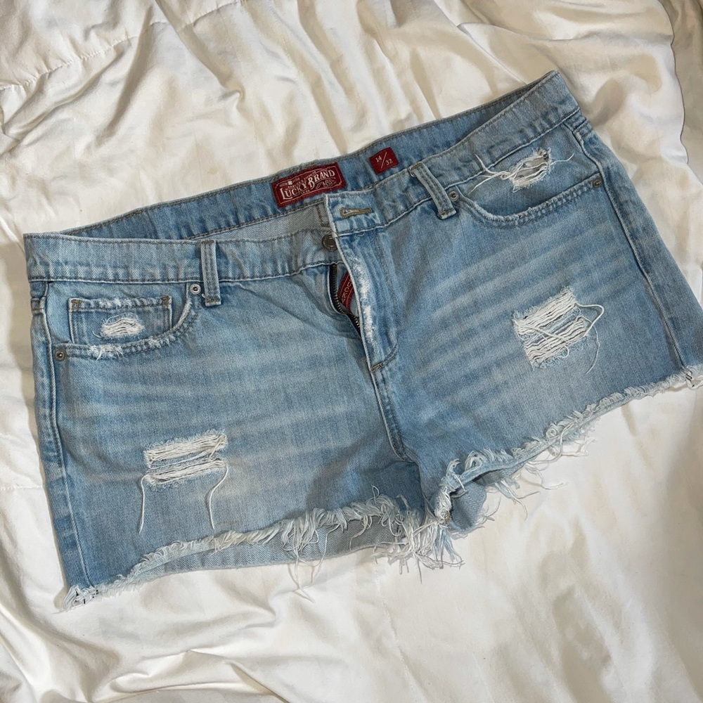 Lucky Brand “The cut off” denim shorts